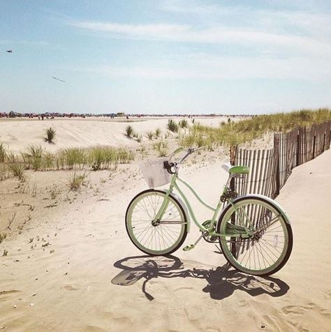 This Pistachio Cranbrook cruiser took a bike ride on the beach at the Jersey Shore! #beachcruiser Photo by jenasgrams via Instagram Bike At The Beach, Beach Biking, Cruiser Bike Accessories, Beach Bike Ride, Beach Bikes, Beach Collage, Beach Bicycle, Beach Art Painting, Mother Dearest