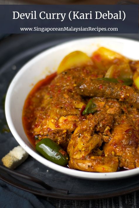 Curry Meals, Aston Birmingham, Caramel Chicken, Chicken Indian, Nyonya Food, Malaysian Recipes, Chicken Vindaloo, Malaysian Cuisine, Indian Chicken