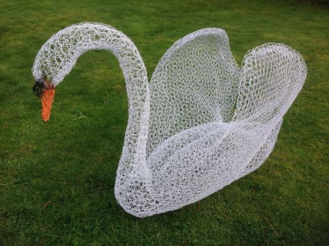 Wire sculpture swan - finished at last! Chicken Wire Sculpture Diy, Chicken Wire Sculpture, Chicken Wire Art, Chicken Wire Crafts, Wire Sculptures, Wire Art Sculpture, Chicken Wire, Wire Sculpture, Scrap Metal Art