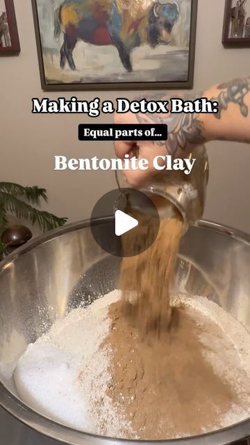 Tonya Snyder on Instagram: "This is the time of year we crank up the detox baths around our house! • We use detox baths to manage lots around here. • You could say it’s our first line of defense, especially when dealing with lowered immune systems, like the coming on of early colds and seasonal ick, helping us sleep better and longer and fuller, and to rid our body of any toxins! • SO, WHAT TYPES OF TOXINS ARE WE TALKING ABOUT HERE? • Throughout our daily lives we are exposed to hundreds of toxins!  • They creep in through processed food, household products, and in the air we breathe.  • Then as these toxins build up in our body, they create a “toxin fatigue” which diminishes our body’s ability to function efficiently.  • Toxins interfere with the natural balance of hormones in our body an Bath Detox For Women, Detox Baths For Women, Detox Bath Toxins, Detox Bath For Sickness, Detox Bath Recipe, Detox Baths, Bath Detox, Full Body Detox, Detox Bath