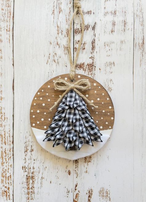 Made to Order Black and White Buffalo Plaid Pine Tree Ornament, Winter Wood Ornament, Snow Ornaments, Farmhouse Christmas Ornament - Etsy Plaid Ornaments Diy, Wood Ornaments Diy, Handmade Ornaments Diy, Wood Tree Ornaments, Handmade Ornaments Christmas, Snow Ornaments, Farmhouse Christmas Ornaments, Ornament Exchange, Winter Wood