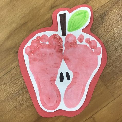 Baby Art Crafts, September Crafts, Baby Art Projects, Footprint Crafts, Fall Arts And Crafts, Toddler Art Projects, Toddler Arts And Crafts, Back To School Crafts, Preschool Arts And Crafts