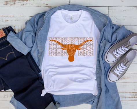 HOOK'EM T-shirt Mirror Font Retro Shirt Longhorns - Etsy Texas Longhorns Shirts, Football Apparel, University Tees, Shirt Football, Football Outfits, University Of Texas, Gildan Sweatshirts, Texas Longhorns, Custom Sweatshirts