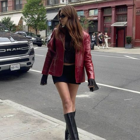 Leather Red Jacket Outfit, Red Leather Blazer Outfit, Red Leather Jacket Outfit Women, Red Leather Jacket Outfit Aesthetic, Red Leather Jacket Aesthetic, Red Clothes Aesthetic, Red Outfits Aesthetic, Red Winter Outfits, Fall Leather Jacket Outfit