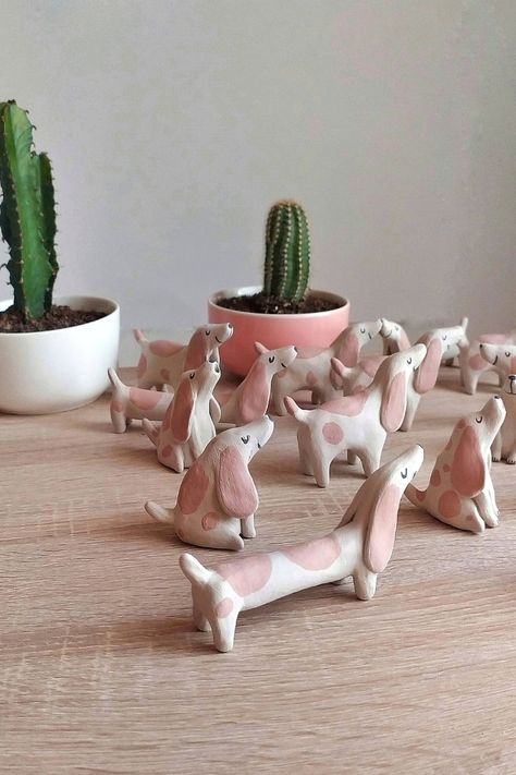 Clay Decor Ideas, Ideas Arcilla, Clay Dogs, Dog Pottery, Ceramic Pinch Pots, Pottery Animals, Ceramic Artwork, Diy Ceramic, Clay Crafts Air Dry