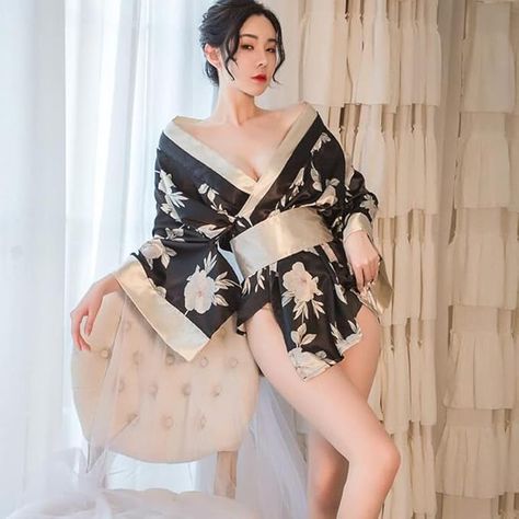 Kimono Lingerie, Popular Costumes, Costume For Halloween, Japanese Dress, Ribbon Belt, Traditional Japanese, Japanese Style, Pajamas Women, Japanese Traditional