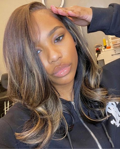 Ombre Hair For Brown Skin, Light Colors To Dye Your Hair, Brown Highlighted Hair Black Women, Dark Brown Hair With Blonde Highlights Extensions, Ombre Silk Press Natural Hair, Side Part Closure Sew In With Highlights, Jaya At The Setai, Highlight Hair Black Women, Fall Hair Colors Dark Skin