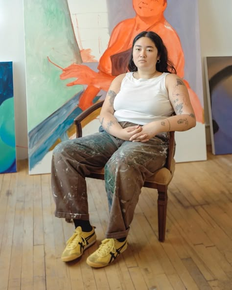 How I Learned to Love My Body by Painting Myself | Vogue Sasha Gordon, Skate Photos, White Figures, Clothing Studio, What Is An Artist, Love My Body, Painted Clothes, Art Programs, Pose Reference Photo