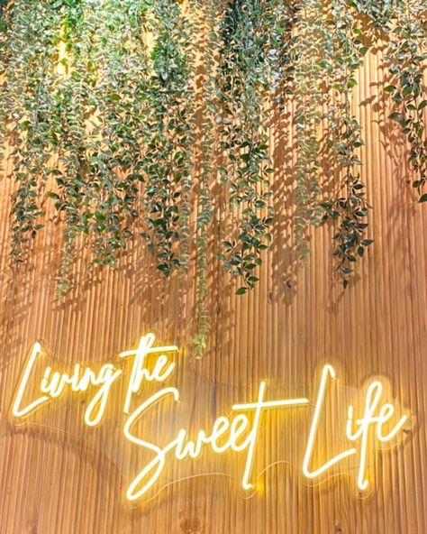 Outdoor Selfie Wall Ideas, Insta Wall Restaurant, Led Quotes Neon Signs, Green Wall With Neon Sign, Plant Accent Wall, Instagramable Walls Cafe, Selfie Wall Design, Event Space Decor, Restaurant Design Inspiration