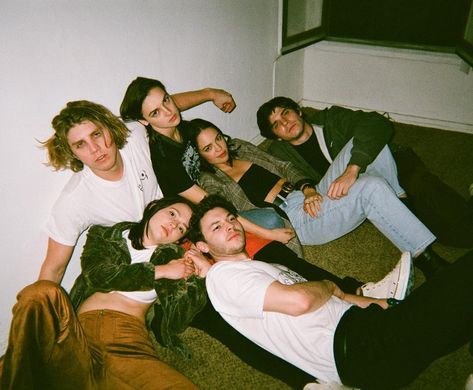 Claudia Sulewski on Instagram: “gang’s all here” Tumblr Guy, Disposable Film Camera, Guy Best Friends, Aesthetic Couple, Disposable Camera, Poses References, Friend Goals, Friend Poses