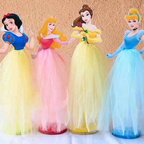 Disney Princess Centerpiece, Disney Princess Centerpieces, Princess Centerpieces, Disney Princess Theme, Bar Deco, Princess Birthday Party Decorations, Disney Princess Birthday Party, Princess Theme Birthday, Princess Theme Birthday Party