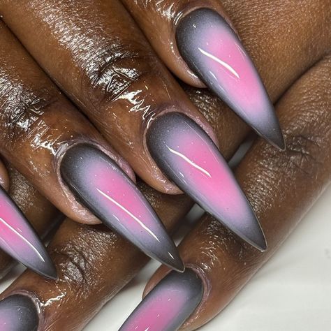 silky smooth airbrush is always a slayyy💅🏾 #nailart #londonnailtech #londonnails #gelxlondon #westlondonnails Biab Nail Art, Biab Nail, Airbrush Nail, Airbrush Nail Art, Biab Nails, Airbrush Nails, London Nails, Glam Nails, Get Nails