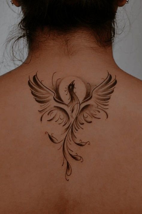 Women Fine Line Back Tattoo, Phoenix Tatoos Woman, Phoenix Tattoo Feminine Back, Phoenix Tattoo On Back, Phoenix Back Tattoo Women, Small Phoenix Tattoos For Women, Phoenix Tattoo Women, Phoenix Back Tattoo, Phoenix Tattoo Feminine