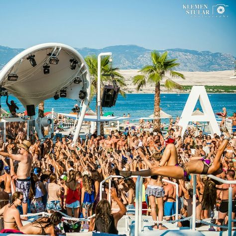 #zrce #novalja #party #beach #zrcebeach #fun #summer #party #sun #yolo #croatia #crostagram #island #isoladipag #sunnydays Beach Fotos, Island Party, Semester Abroad, Ready For, Easter Design, Cloud Gate, Beach Summer, Summer 2014, Get Ready