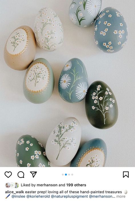 Egg Inspiration, Paint Eggs, Hand Painted Easter Eggs, Easter Things, Creative Easter Eggs, Easter Crafts For Adults, Egg Ideas, Easter Egg Art, Painted Eggs