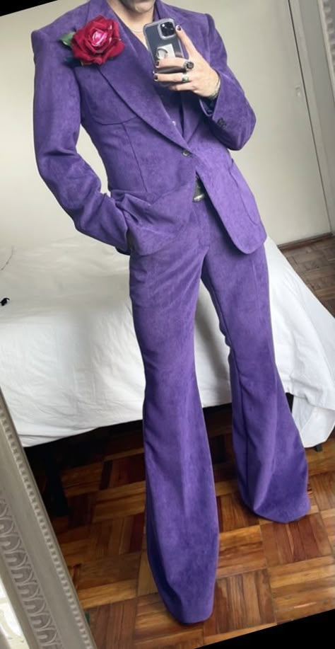 Plum Velvet Suit Men, Men In Purple Suits, Aesthetic Prom Outfit Men, Queer Suit Fashion, Camp Fashion Men, Feminine Suits For Men, Funky Suits For Men, Flamboyant Mens Fashion, Colorful Mens Suits