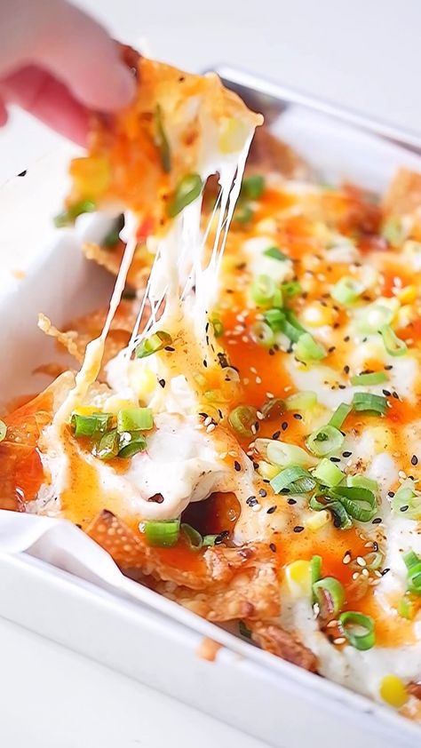 Crab Rangoon Nachos Recipe https://fooooods.com/crab-rangoon-nachos-stirwithme Crab Rangoon Tacos Recipe, Crab Rangoon French Fries, Crab Wonton Nachos, Crab Rangoon Mac And Cheese, Crab Stuffed Shrimp Rangoon, Crab Rangoon Nachos Recipe, Crab Rangoon Tacos, Chinese Crab Rangoon, Crab Nachos Recipe