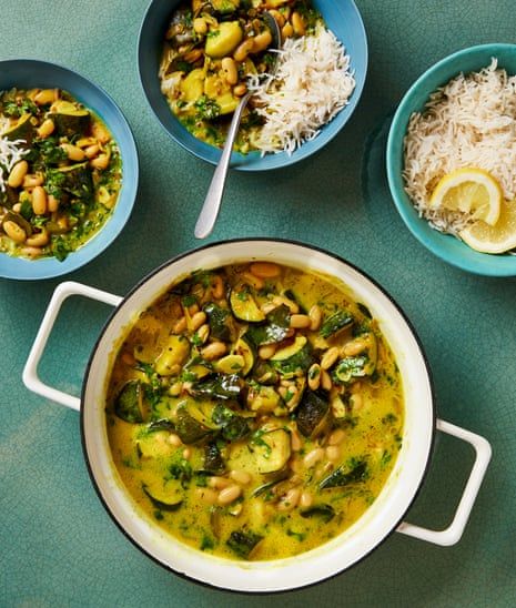 White Bean Curry, Zucchini White Bean, Meera Sodha, Bean Curry, Eggplant Zucchini, British Recipes, Beans Curry, Vegetable Curry, Vegetarian Dinners