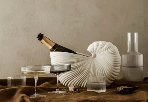 Trends & Inspiration - 2Modern Oyster Bowl, Champagne Saucers, Ferm Living, Dream Home Design, My Dream Home, Home Decor Inspiration, Apartment Decor, Glass Blowing, Home Design