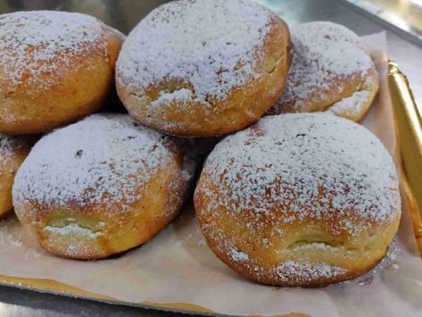 ITALIAN CREAM BOMBS (BOMBOLONI ALLA CREMA) - Cooking Italians Bomboloni Recipe, Italian Cream, How To Make Cream, Sweet Butter, Custard Filling, Italian Recipes Authentic, Italian Cookies, Italian Cooking, Chocolate Cream