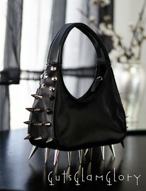 Spike Bag, Gothic Bag, Fantasy Closet, Gothic Accessories, Mk Bags, Pretty Bags, Grunge Style, Dark Fashion, Cute Bags