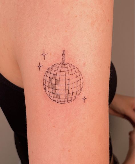 Dainty Disco Ball Tattoo, Disco Ball Tattoo Simple, Mirror Ball Tattoo, Mirrorball Tattoo, Disco Ball Tattoo, Swift Tattoo, Pearl Tattoo, Ball Tattoo, Taylor Swift Tattoo