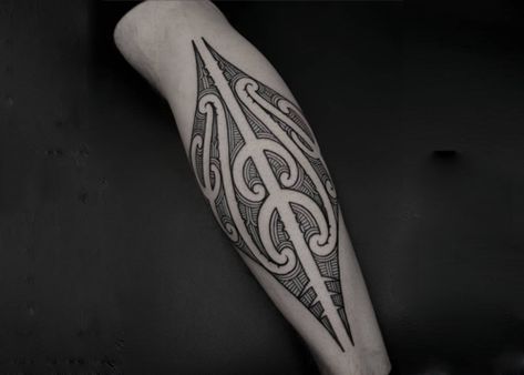 Borneo Tattoos, Tattoo Sunset, Tattoo Calf, Arm Cover Up Tattoos, Ta Moko Tattoo, Octopus Tattoo Sleeve, Tattoo Pierna, Sunset Tattoo, New Zealand Tattoo