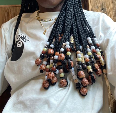 Stussy TEE and braids with beads Ombre Braids With Beads, Funali Braids With Beads, Knotless Braids With Wooden Beads, Braids With Wood Beads, Wooden Beads Hairstyles, Braids With Brown Beads, Braids Wooden Beads, Beads In Braids, Brown Braids With Beads