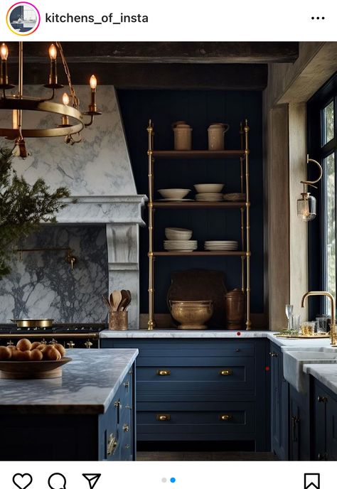 Ralph Lauren Kitchen, Home Bathroom Design, Bold Interior, Kitchen Vibes, Moody Kitchen, Fall Yard, Colonial Kitchen, Cabinet Designs, Bar Designs