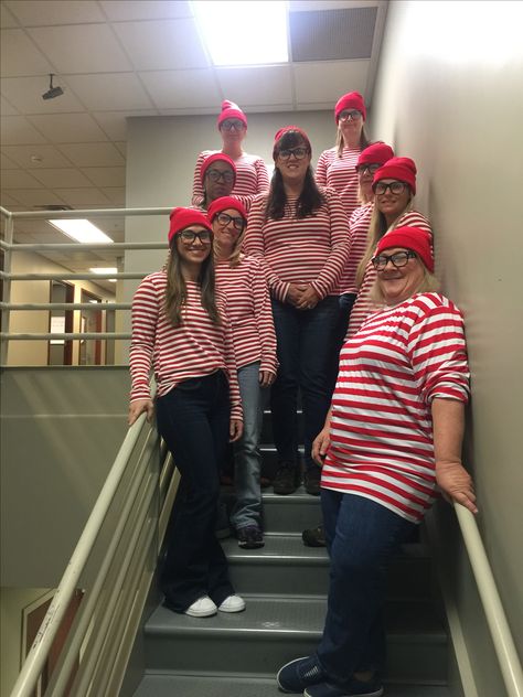 Where's Waldo group costume Where Is Waldo Costume, Where's Waldo Costume, Waldo Costume, Dress Up Ideas, Best Group Halloween Costumes, Teacher Costumes, Where's Waldo, Wheres Wally, Wheres Waldo