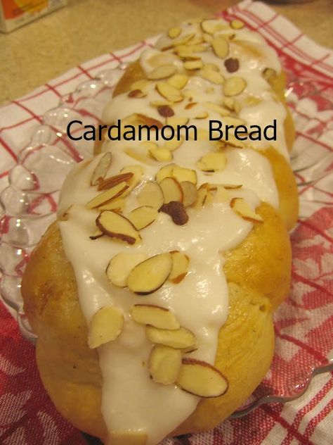 cookin' up north: Cardamom Bread Cardamom Recipes, Cardamom Bread, Cardamom Recipe, European Desserts, Ginger Family, Craving Carbs, Recipes For Bread, Friendship Bread, Orange Food Coloring