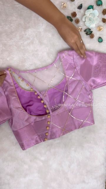 Evanka | Design Studio on Instagram: "Pattern blouses with net fabrics giving it a elite look ! Dm us for appointments and bespoke stitching ! Blouse not for sale! Can be customised & stitched according to saree given ! #designerblouses #patternblouse #casualblouse #blouseinspiration #chicblouses #blousedesign #blousedesignsforsaree #blouses #uniqueblouse #onlineshopping #salem #reelsinstagram #reelitfeelit" Netted Blouse Designs Latest Back, Blouse Designs Plain Fabric, Blouse Different Pattern, Net Blouse Patterns Designer, Latest Blouse Stitching Models, Net Blouse Back Designs Latest, Back Blouse Net Design, Netted Back Blouse Designs, Net Model Blouse Designs