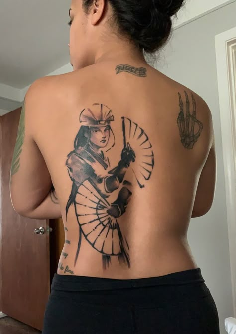 Kyoshi Tattoo Ideas, Avatar Air Bender Tattoo, Avatar Back Tattoo, Painted Lady Tattoo Avatar, Avatar Kyoshi Aesthetic, Katara Tattoo Ideas, 1in Tattoo, Fun Tattoos Men, Avatar Minimalist Tattoo