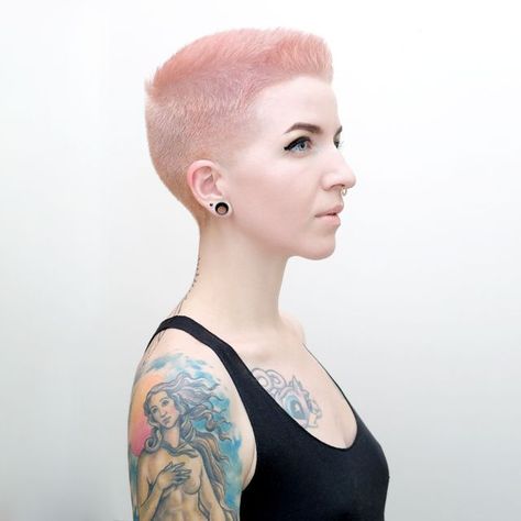 Review // Ion Color Brilliance Rose Gold Hair Color Rose Gold Pixie Haircut, Rose Gold Hair Pixie Short Hairstyles, Pale Rose Gold Hair, Rose Gold Buzzcut, Overtone Rose Gold, Hair Color Auburn Brown, Reverse Ombre Hair, Fade Haircut Women, Ion Color Brilliance