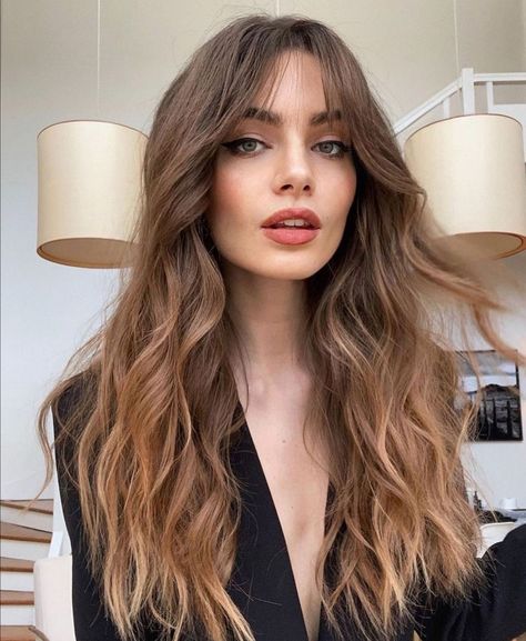 Long Hair With Bangs, Trendy Haircuts, Long Wavy Hair, Haircuts For Long Hair, Curtain Bangs, Grunge Hair, Long Hair Cuts, Aesthetic Hair, Balayage Hair