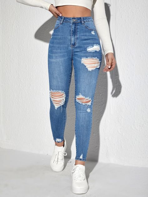 Womens Fall Dress, Outfit Jeans, Distressed Denim Jeans, Women Denim Jeans, Sweaters And Jeans, Inspiration Mode, Clothing Size Chart, Womens Clothing Sizes, Casual Denim