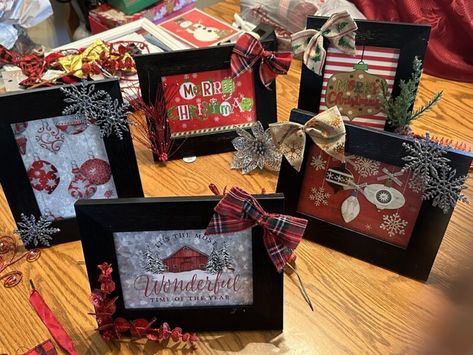 Christmas Picture Frames Craft Project - A Midlife Wife Christmas Picture Frame Craft, Christmas Crafts With Picture Frames, Picture Frames On Christmas Tree, Photo Frame Christmas Ideas, Picture Frame Christmas Crafts, Christmas Picture Frame Crafts For Kids, Christmas Picture Frames Diy Craft Ideas, Diy Christmas Picture Frames, Christmas Picture Frame Ideas