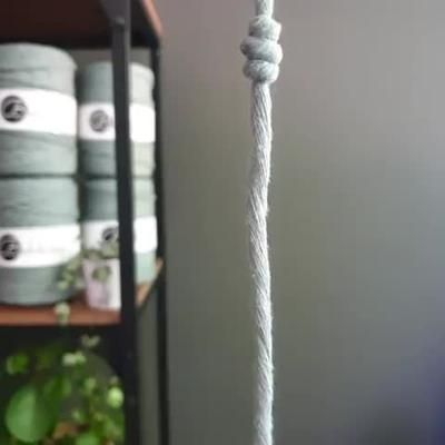 Barrel knot will take your macramé skills to the next level! This little knot makes a beautiful decoration and gives more dimention to various projects 😉 Have you tried it? #bobbiny #macrame #macramerope#macramecord #macrametutorial #tutorial #barrelknot #bobbinylaurel Bobbiny Macrame, Barrel Knot, Basic Macrame, Singles Twist, Beautiful Decoration, Macrame Tutorial, Macrame Projects, Macrame Cord, Retail Shop