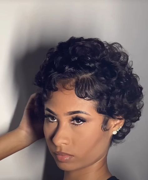 Curly Ear Length Hair, 3c Pixie Cut, Short Curly Cuts Natural Curls, 90s Pixie Cut Black Women, 80s Short Hair, Finger Waves Short Hair, Curly Pixie Cut, Short Natural Curly Hair, Curly Pixie Haircuts