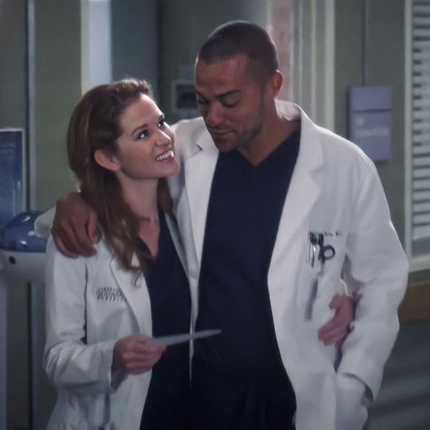 April And Jackson, Greys Anatomy Season 4, Greys Anatomy Actors, Jackson And April, Greys Anatomy Derek, Greys Anatomy Couples, Medical Series, Grey's Anatomy Doctors, Greys Anatomy Episodes