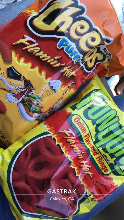 Junk Food Snacks Aesthetic, Gas Station Snacks, Freakshakes Recipe, Spicy Chips, Snacks Aesthetic, Snack Aesthetic, Hot Chips, Hot Chip, Hot Cheetos