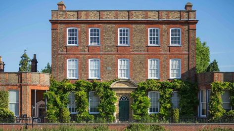 Peckover House and Garden | Cambridgeshire | National Trust Georgian Townhouse, Old School House, Protect Nature, House Loft, Victorian Garden, King's Lynn, Walled Garden, Coach House, School House