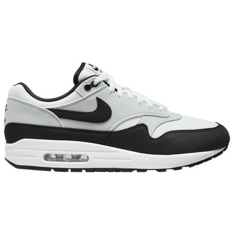 The very cute fabric! And the size very good Nike Sneakers For Men, Cool Nike Shoes, Air Max One, Iconic Sneakers, Black Nike Sneakers, Nike Sneakers Mens, Air Nike, Tinker Hatfield, Sneakers Nike Air Max