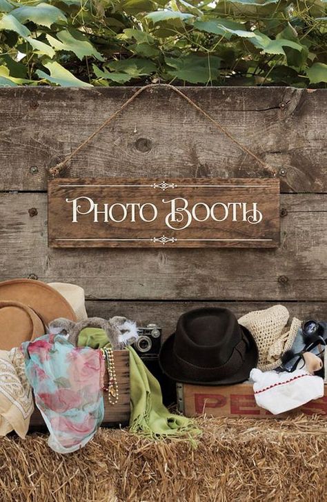 Rustic Chic Wedding Photo Booth Wood Photo by UrbanFringeLiving / http://www.himisspuff.com/rustic-wedding-signs-ideas/6/ Urban Wedding Reception, Diy Fotokabine, Rustic Wedding Decorations, Photos Booth, Rustic Wedding Signs, Diy Photo Booth, Wedding Photo Booth, Wood Photo, Urban Wedding