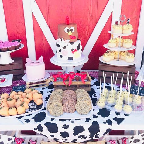 Sydney's barnyard theme birthday dessert table Barnyard Party Dessert Table, Farm Party Dessert Table, Farm Themed Dessert Table, Farm Theme Dessert Table, Farm Birthday Dessert Table, Cow Dessert Table, Rodeo Dessert Table, Farm Dessert Table, Birthday Dessert Table