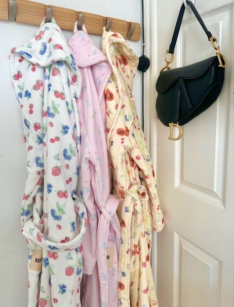 Cute Bath Robe, Bath Robe Aesthetic, Bathrobe Aesthetic, Cute Robes, Cute Bathrobe, Djerf Avenue, Cute Pjs, H.e.r Aesthetic, Matilda Djerf