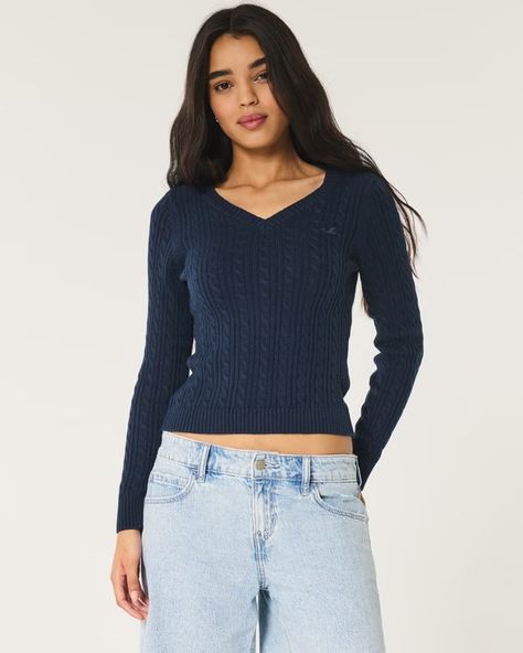 Women's Sweaters - Women's Cardigans & Jumpers | Hollister Co. Hollister Jumper, Hollister Clothes, Hollister Cardigan, Fall Sweaters For Women, Women's Cardigans, Jumper Outfit, Hollister Sweater, Everyday Fashion Outfits, Logo Icon