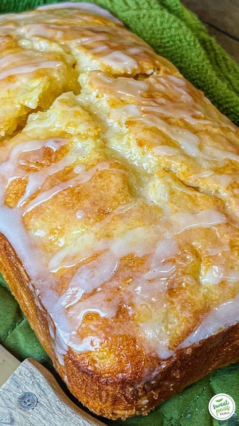 Pineapple Banana Bread Recipe, Pineapple Bread Pudding, Pineapple Bread, Pineapple Dessert Recipes, Pineapple Desserts, Pineapple Recipes, Fruit Bread, Lemon Pound Cake, Quick Bread Recipes