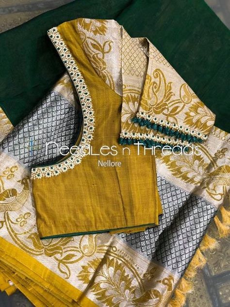 Checked Saree Blouse Design, Mustard Blouse, Silk Saree Blouse Designs Patterns, Blouse Designs Catalogue, Maggam Works, Blouse Embroidery, New Blouse Designs, Wedding Blouse Designs, Blouse Designs Indian