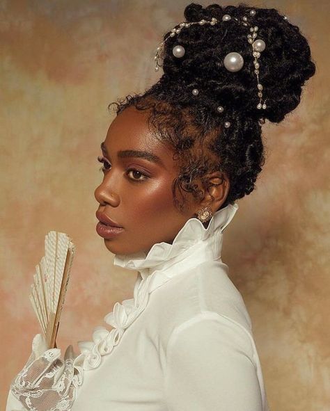 10 Makeup Tips For Dark Skin You Need - Society19 Victorian Makeup, Maquillage On Fleek, Black Hair Aesthetic, Dream Bigger, Victorian Hairstyles, Royalty Aesthetic, Black Princess, Vintage Black Glamour, Easy Summer Hairstyles